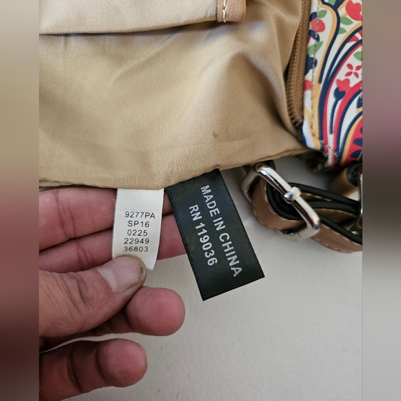 Giani Bernini Saffiano Multi-Color Paisley Print Crossbody Messenger Bag Purse - Picture 14 of 15